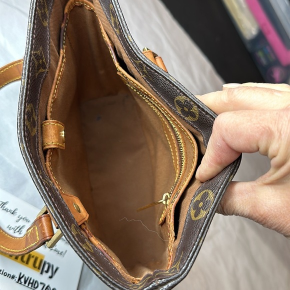 Authentic Louis Vuitton Monogram Vavin PM - Picture 7 of 11